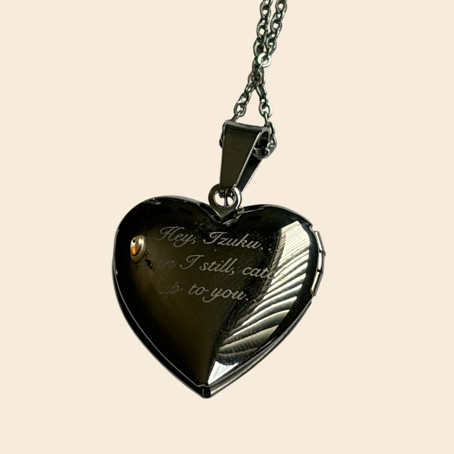 RIVALRY LOCKET (PRE-ORDER)